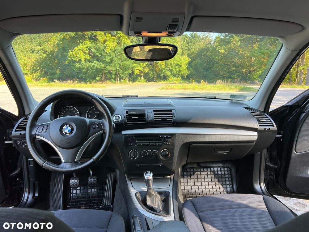 BMW Seria 1 116i - 20