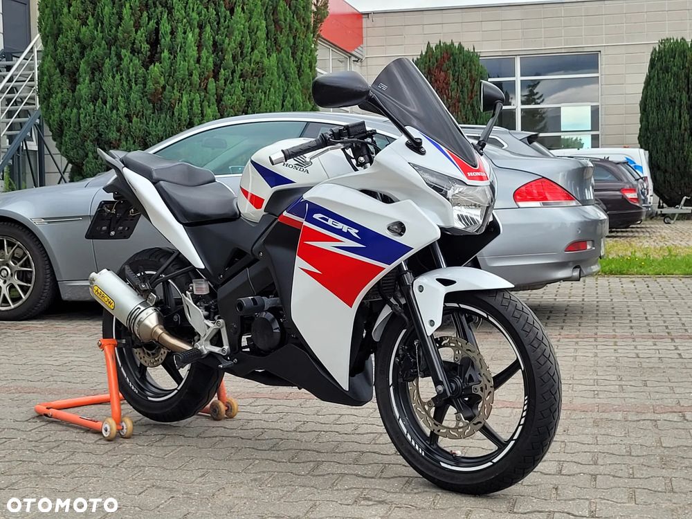 Honda CBR - 11