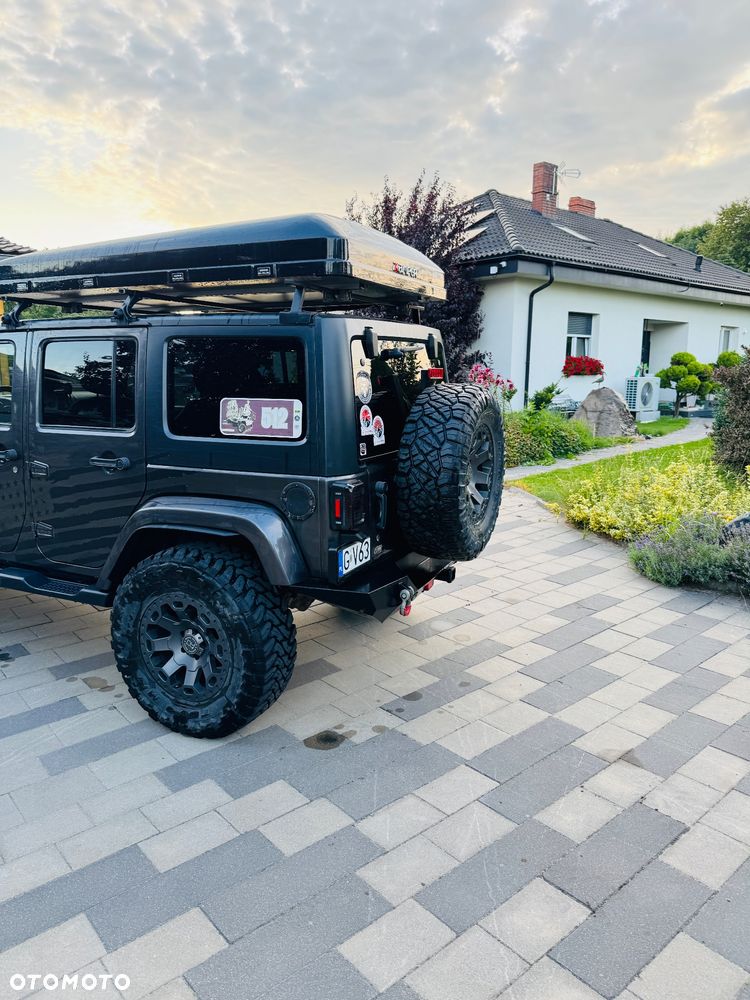 Jeep Wrangler - 11