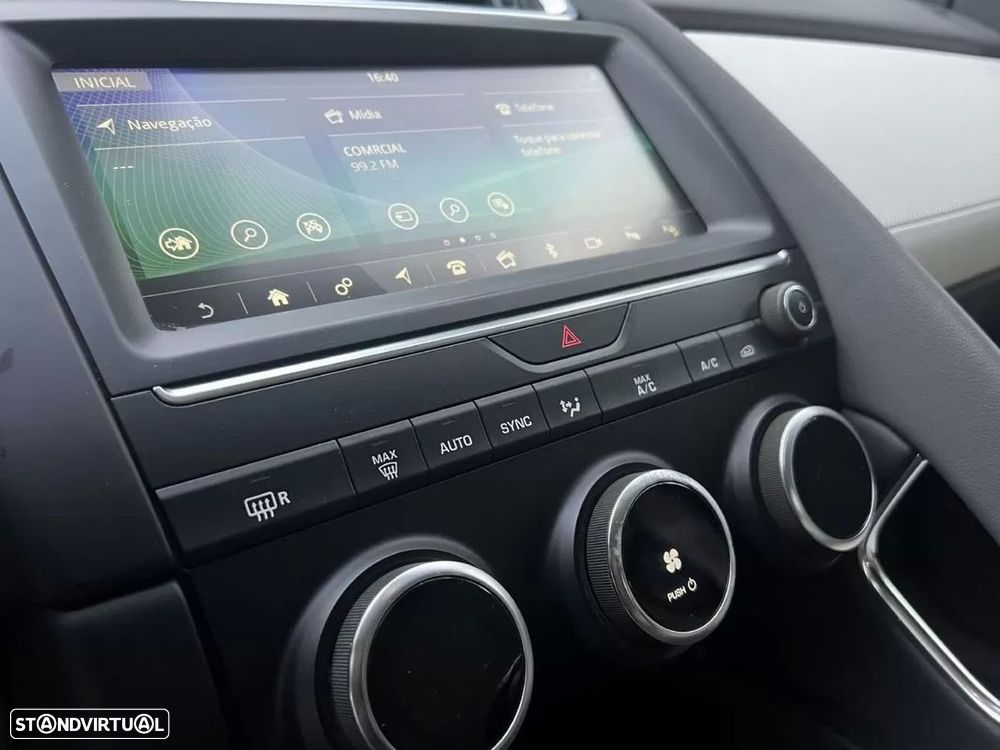 Jaguar E-Pace 2.0 i4D R-Dynamic S - 27