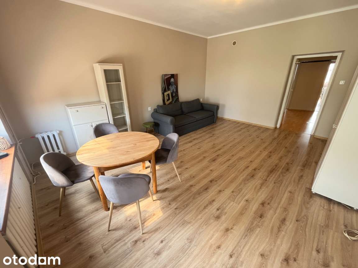 Przestronne 2 pok z balkonem w rozkładzie! Centrum, C.O miejskie,UMED!