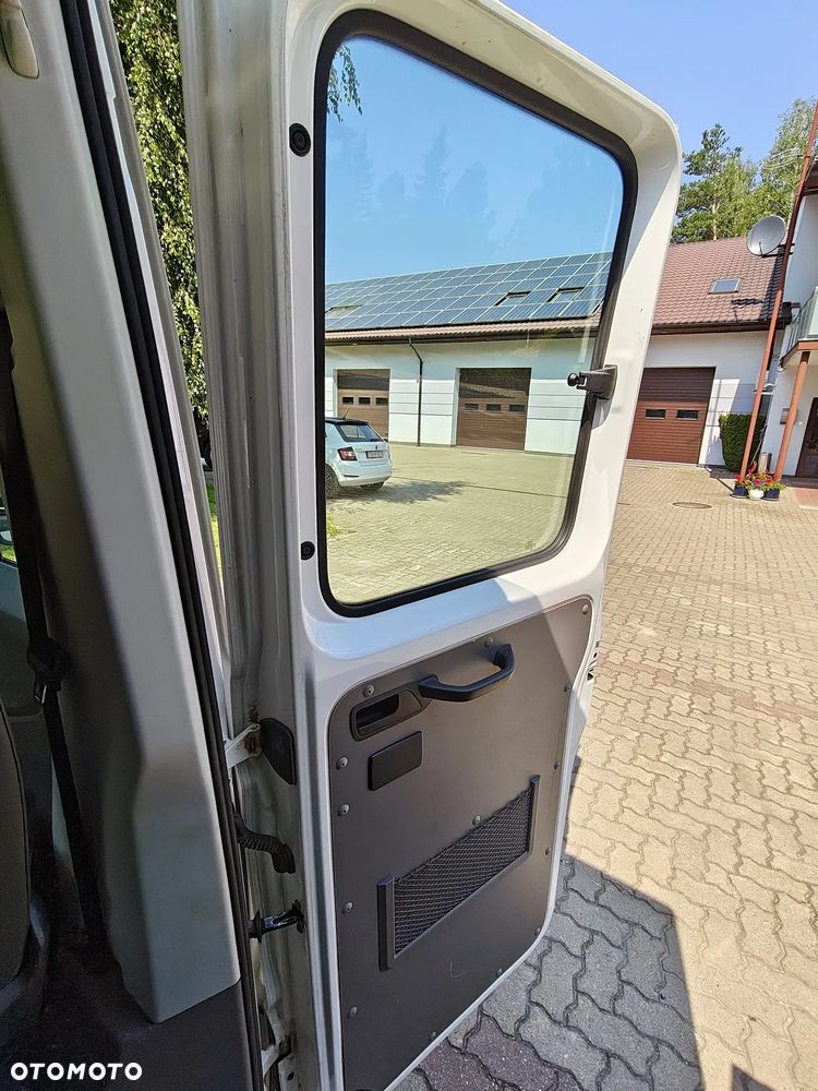 Volkswagen Crafter - 16