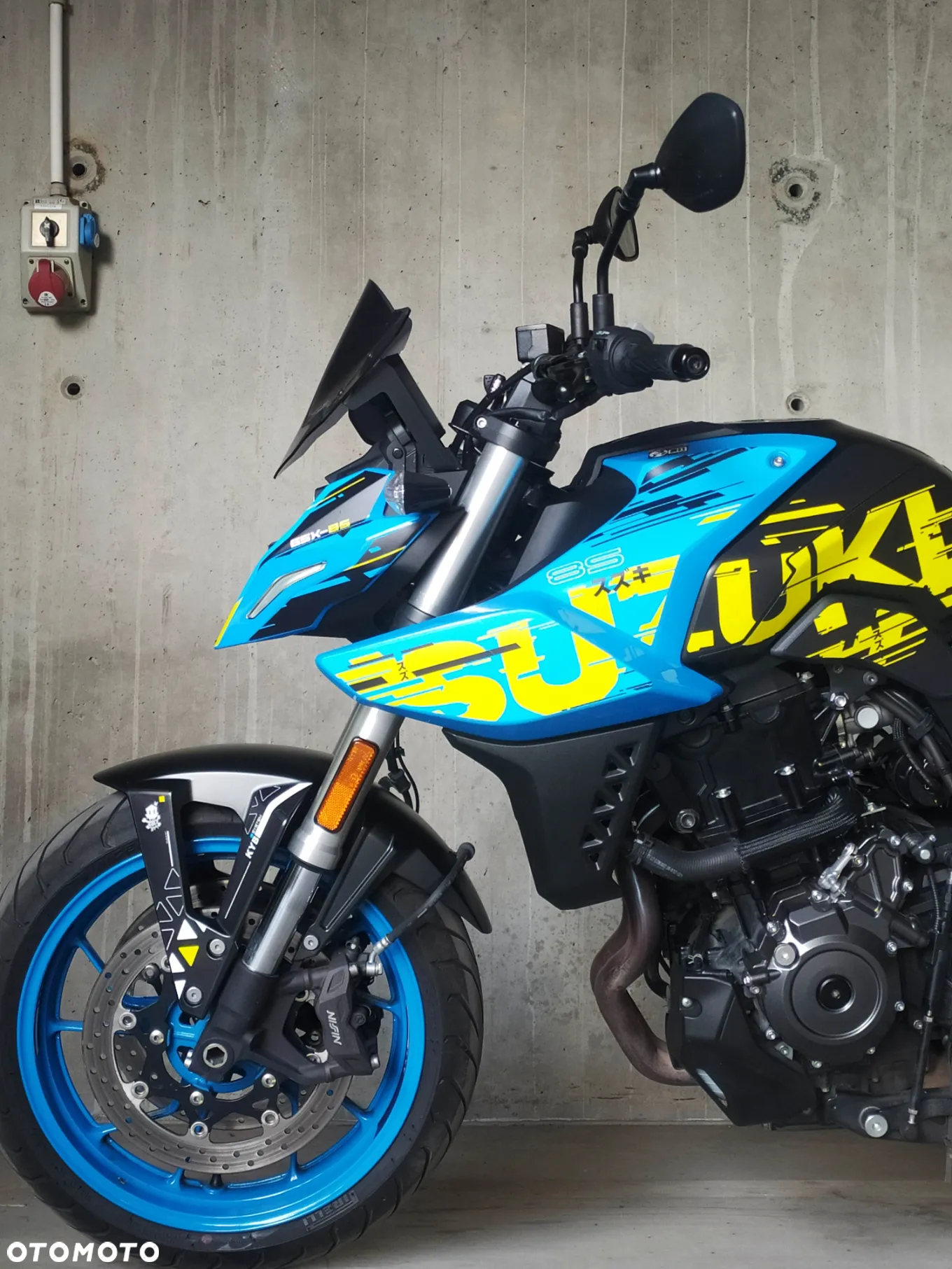 Suzuki GSX - 14