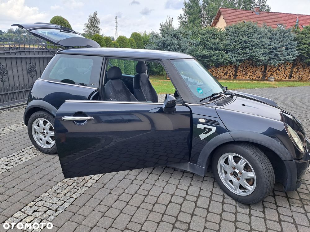 MINI ONE Seven - 36