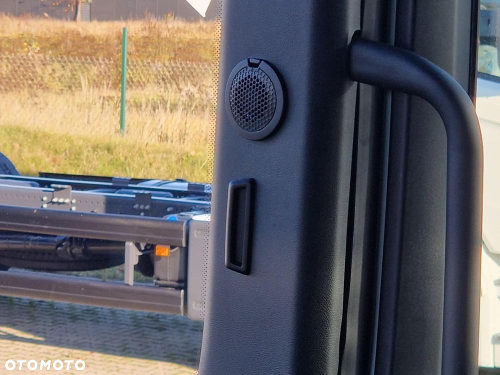 Scania R 460 A4x2NA - 17