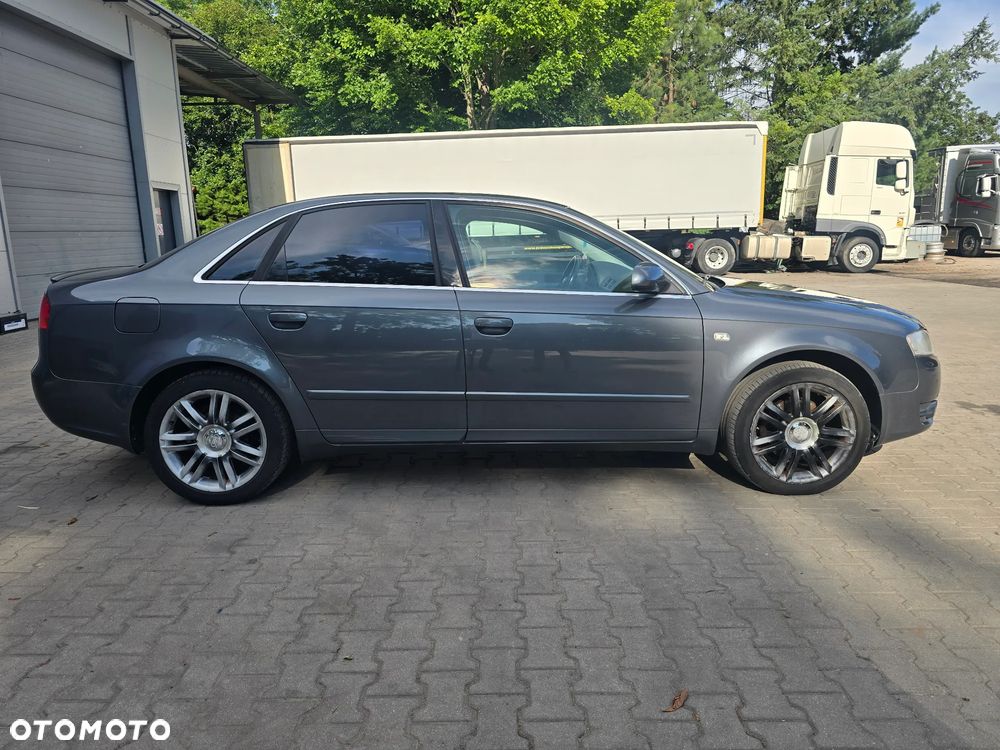 Audi A4 Limousine 2 - 3