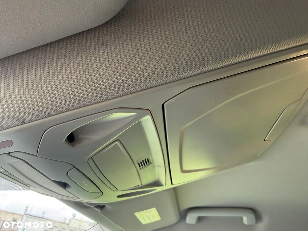 Ford C-MAX 2.0 TDCi Titanium - 18