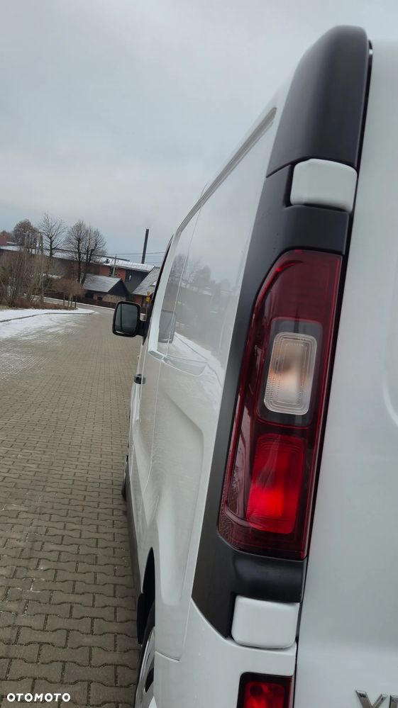 Opel VIVARO - 22