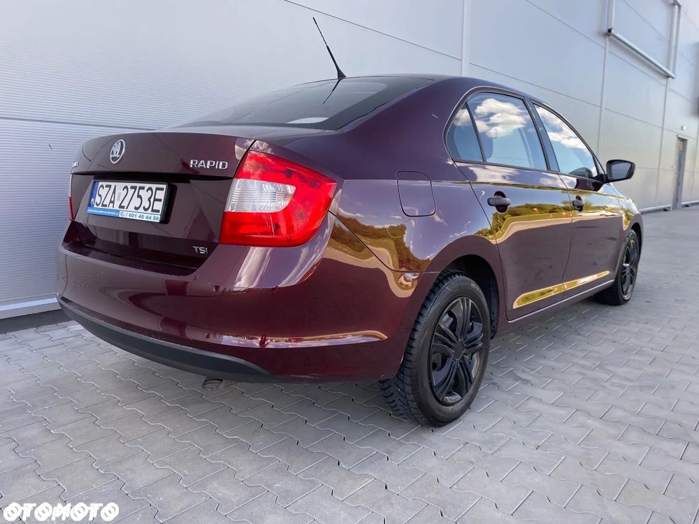 Skoda RAPID 1.2 TSI Ambition - 14