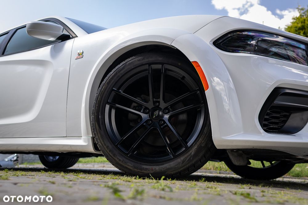 Dodge Charger - 14