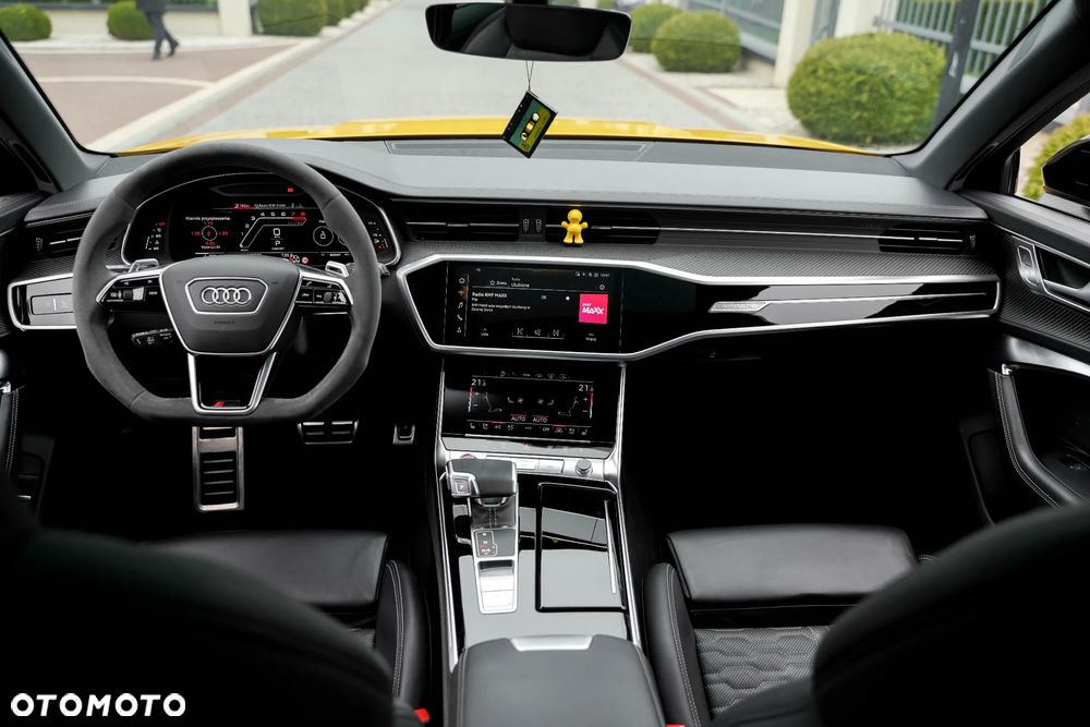 Audi RS6 Avant - 10