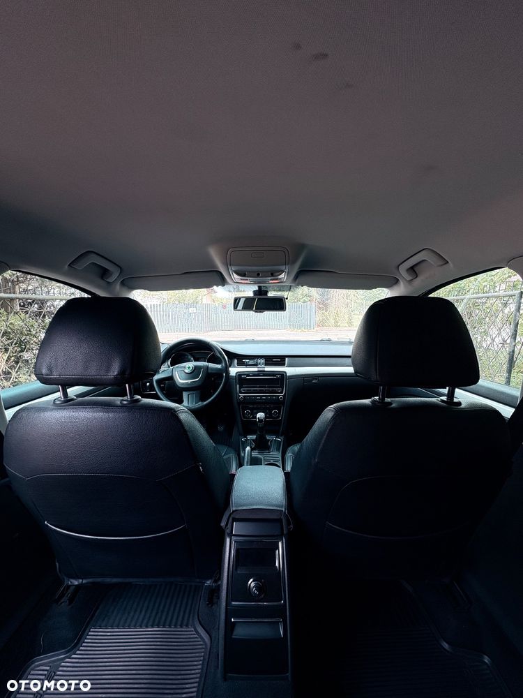 Skoda Superb 2.0 TDI Comfort - 8