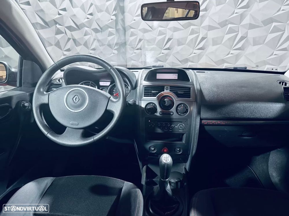 Renault Mégane Break 1.5 dCi Dynamique - 15