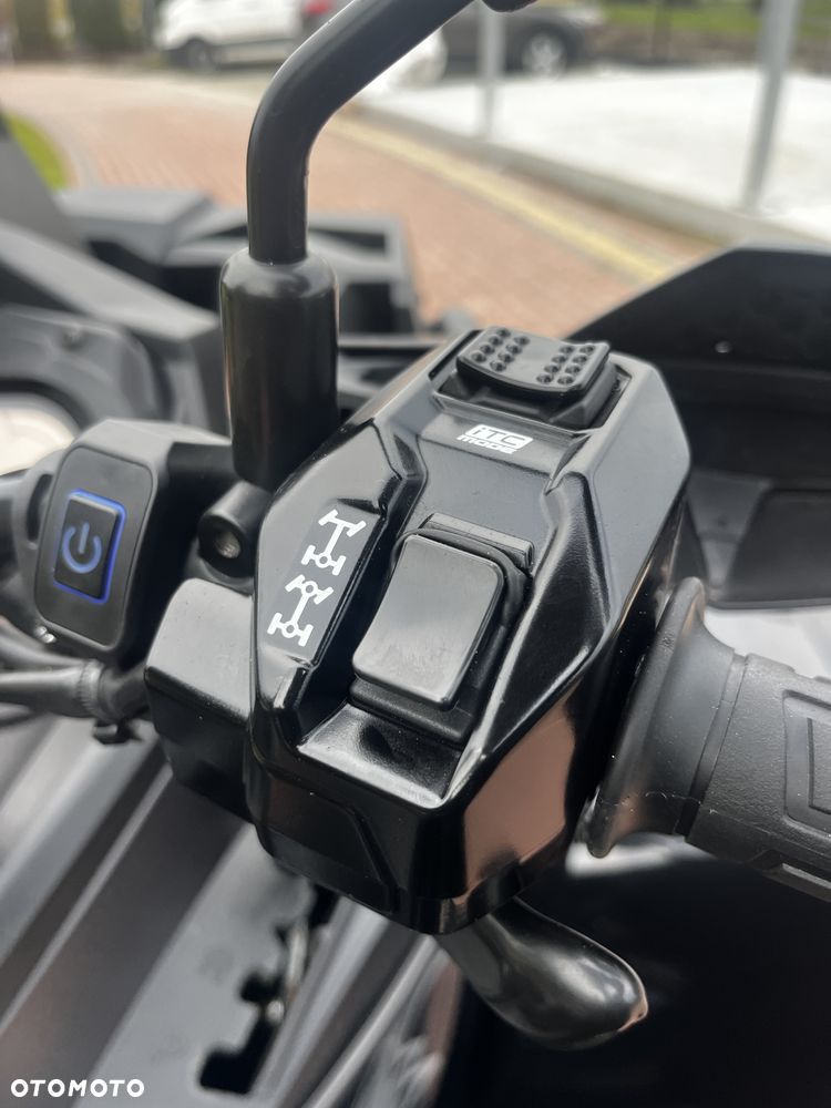 Can-Am Outlander Max - 17