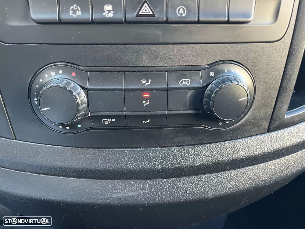 Mercedes-Benz Vito Tourer 114 CDI (BlueTEC) Longa Aut. PRO - 22