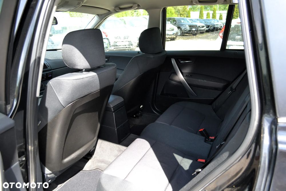 BMW X3 2.0i - 11