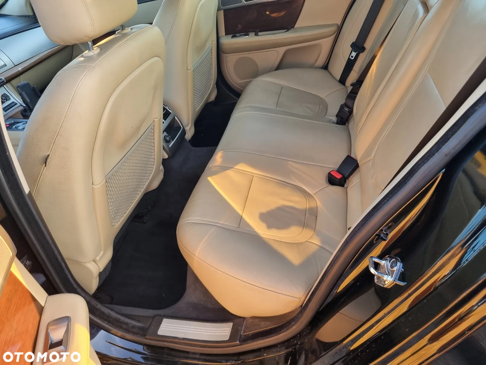 Jaguar XF 3.0 V6 D S Premium Luxury - 9