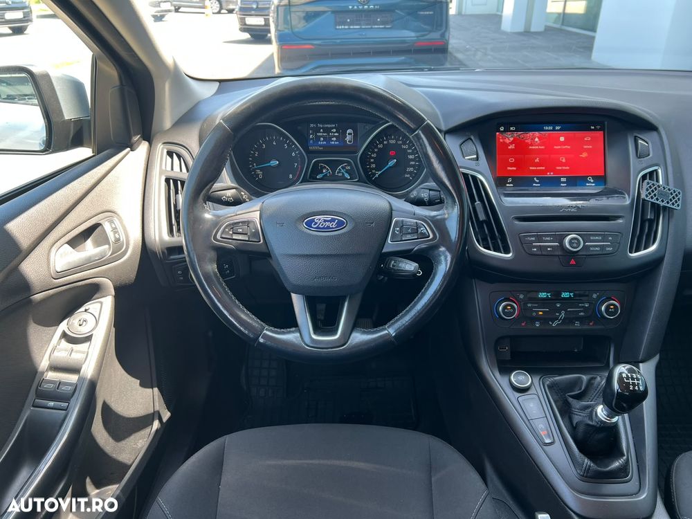 Ford Focus 1.0 EcoBoost Connected - 16