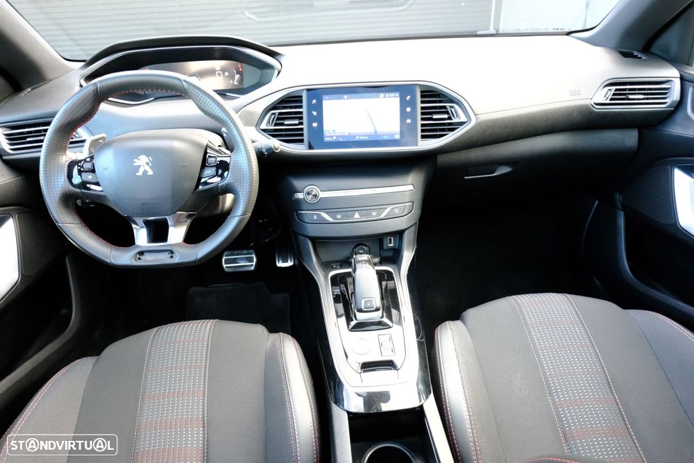 Peugeot 308 1.2 PureTech GT EAT8 - 14