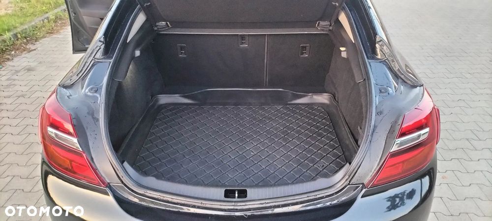 Opel Insignia 2.0 CDTI - 9