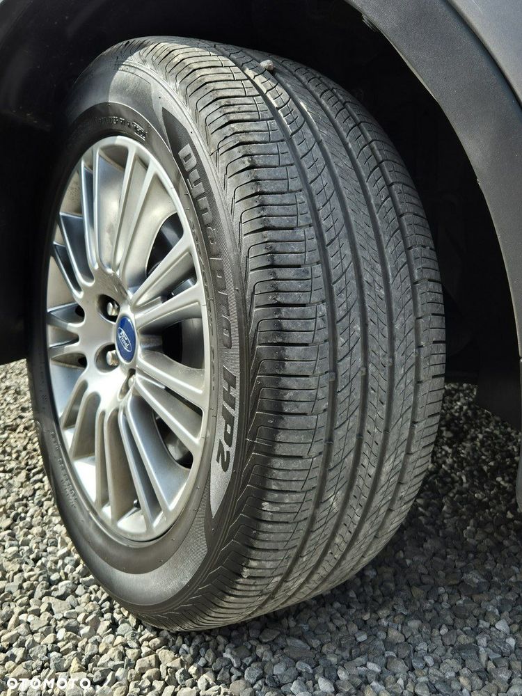 Ford Kuga - 21