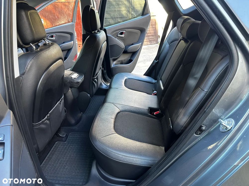 Hyundai ix35 1.7 CRDi Premium 2WD - 12