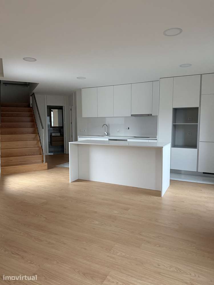 Apartamento T3 Duplex NOVO Maximinos - Grande imagem: 4/20