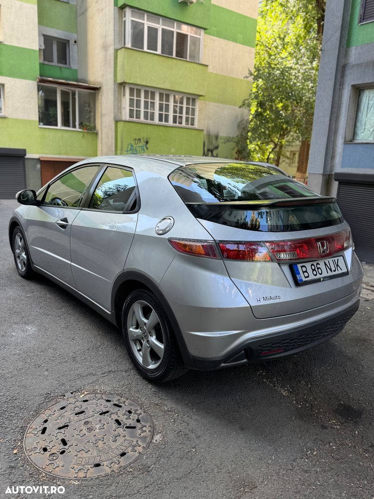 Honda Civic - 4