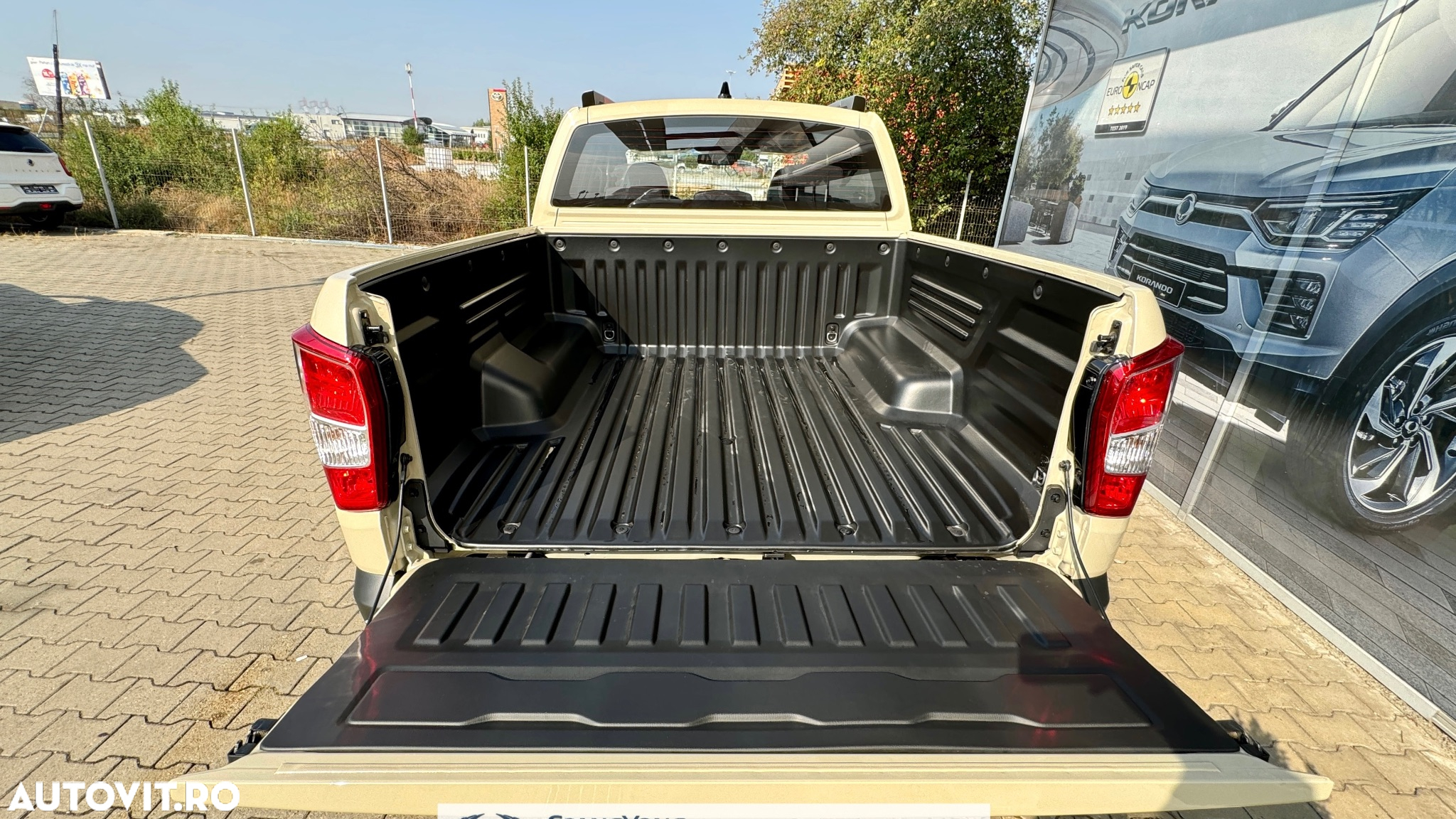 SsangYong MUSSO Grand 2.2 e-XDI 6AT Premium - 26
