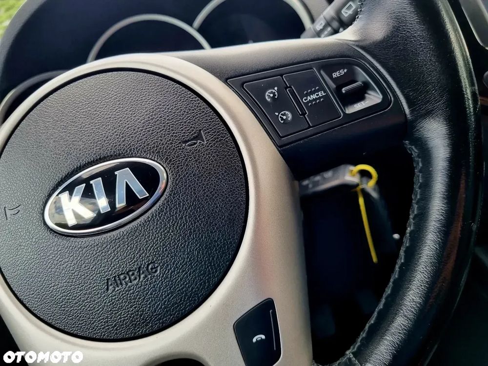 Kia Venga 1.4 CRDi L - 17