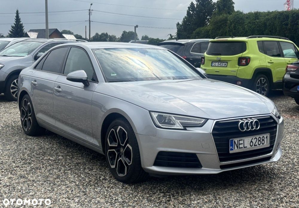 Audi A4 Limousine - 10