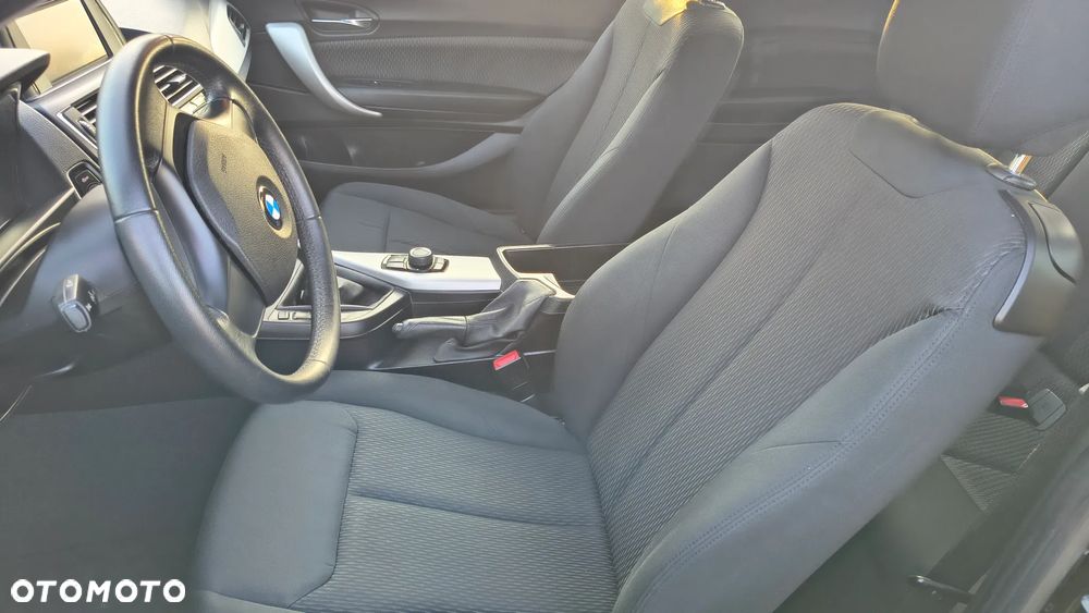 BMW Seria 1 - 23