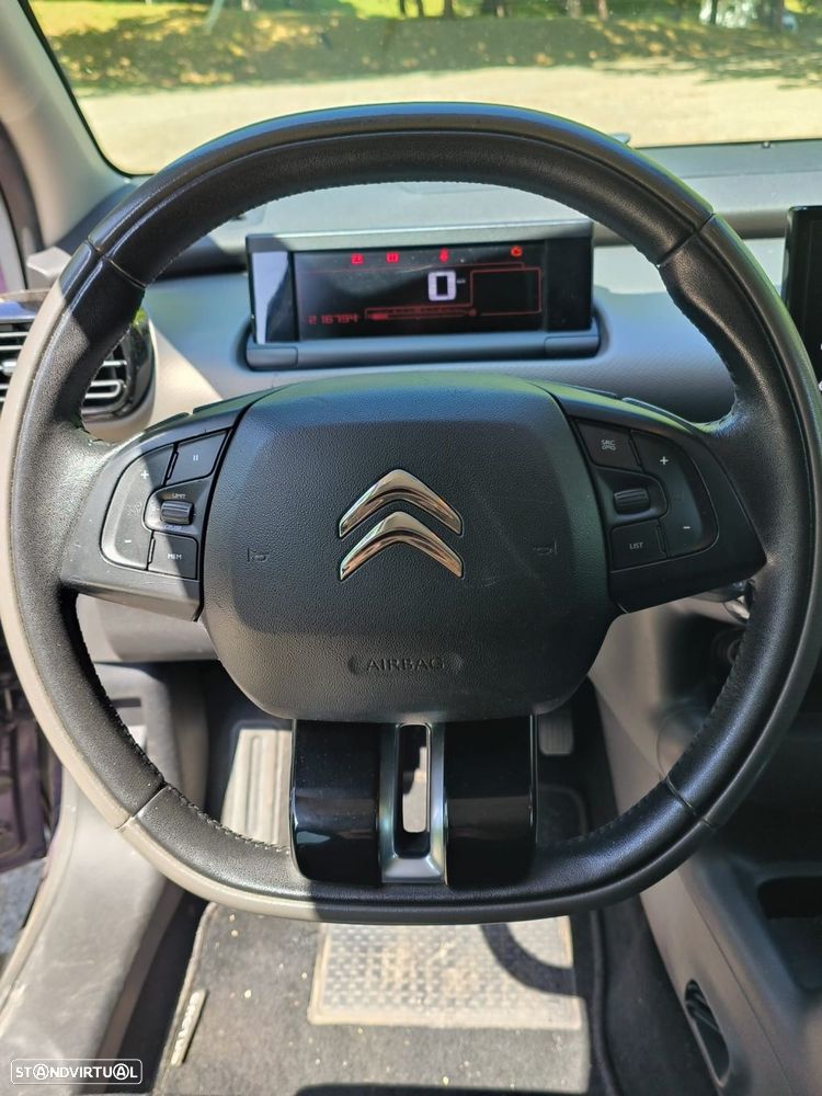 Citroën C4 Cactus 1.6 e-HDi Shine ETG6 - 15