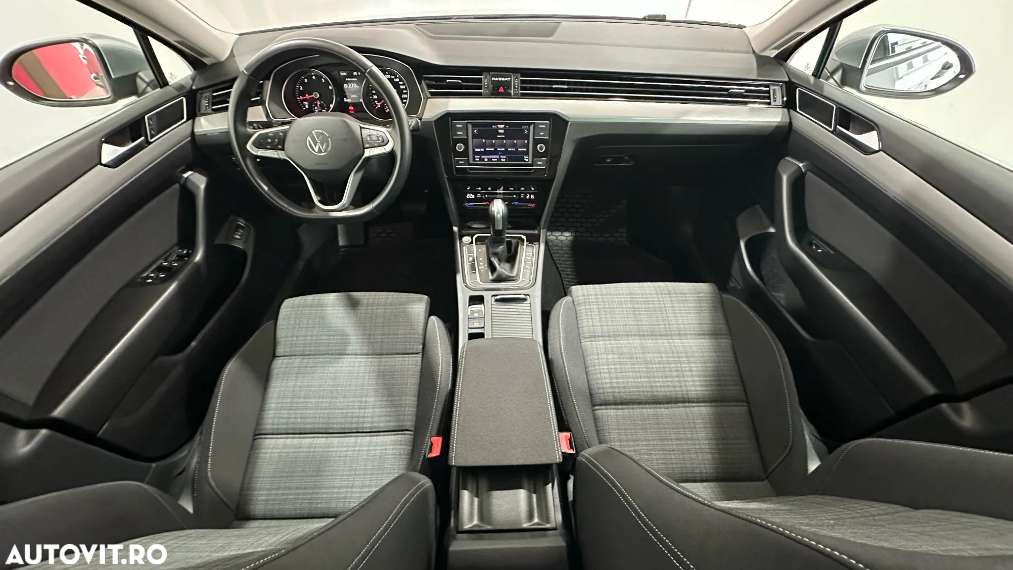 Volkswagen Passat 1.5 TSI ACT DSG Highline - 9