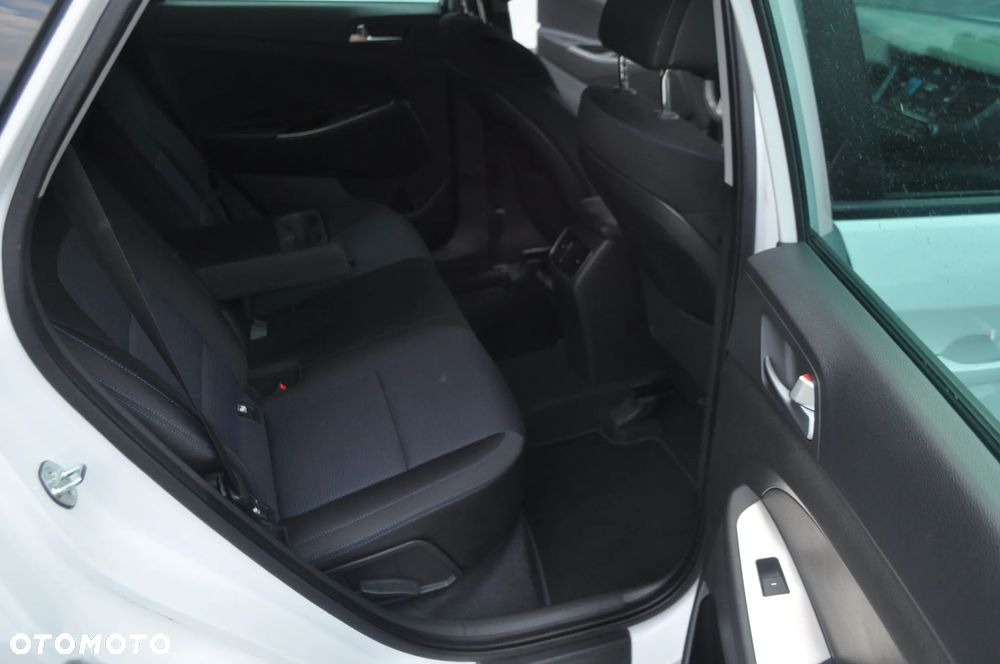Hyundai Tucson 1.6 Turbo 4WD DCT Style - 23