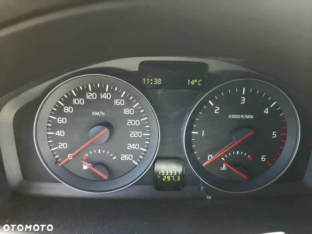 Volvo V50 1.6D - 11