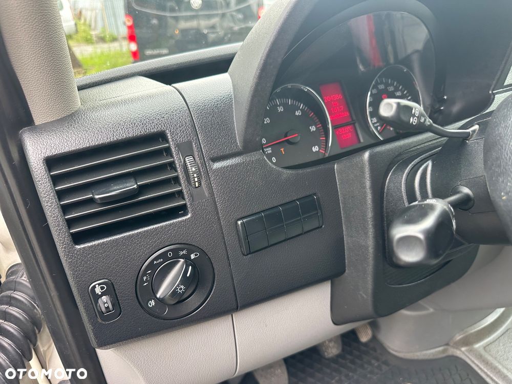 Volkswagen Crafter 2.5tdi 136ps L2H2 2010r Klima tempomat - 22