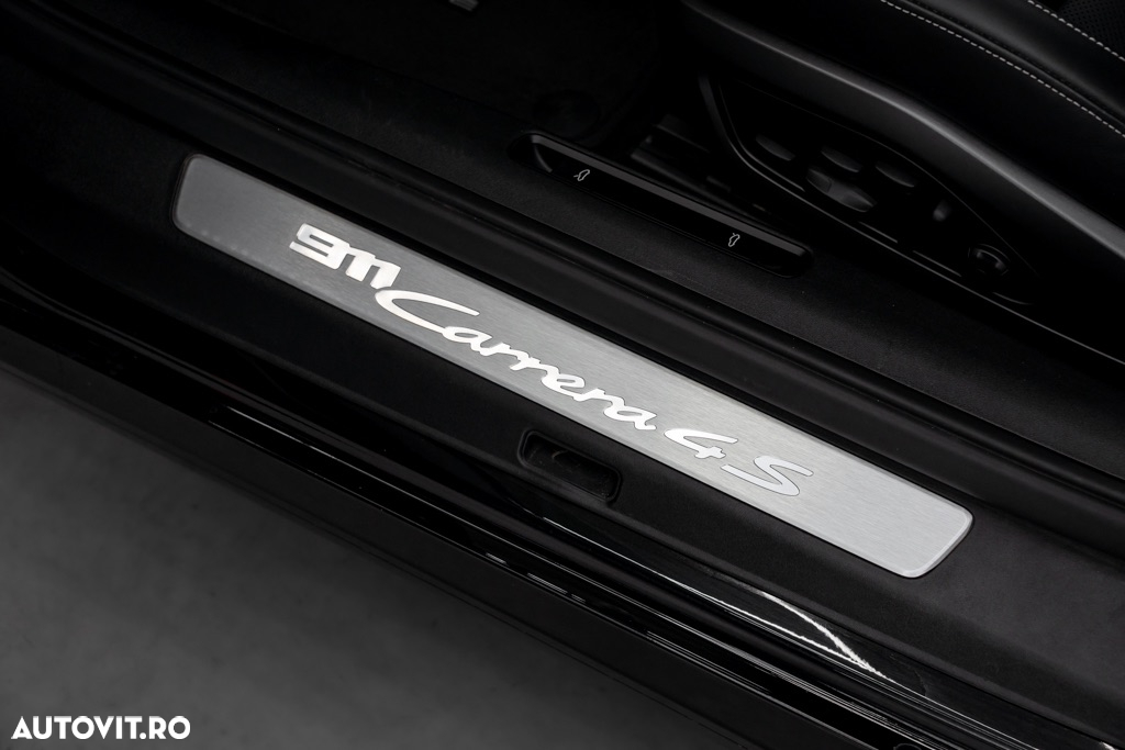 Porsche 911 Carrera 4S PDK - 28