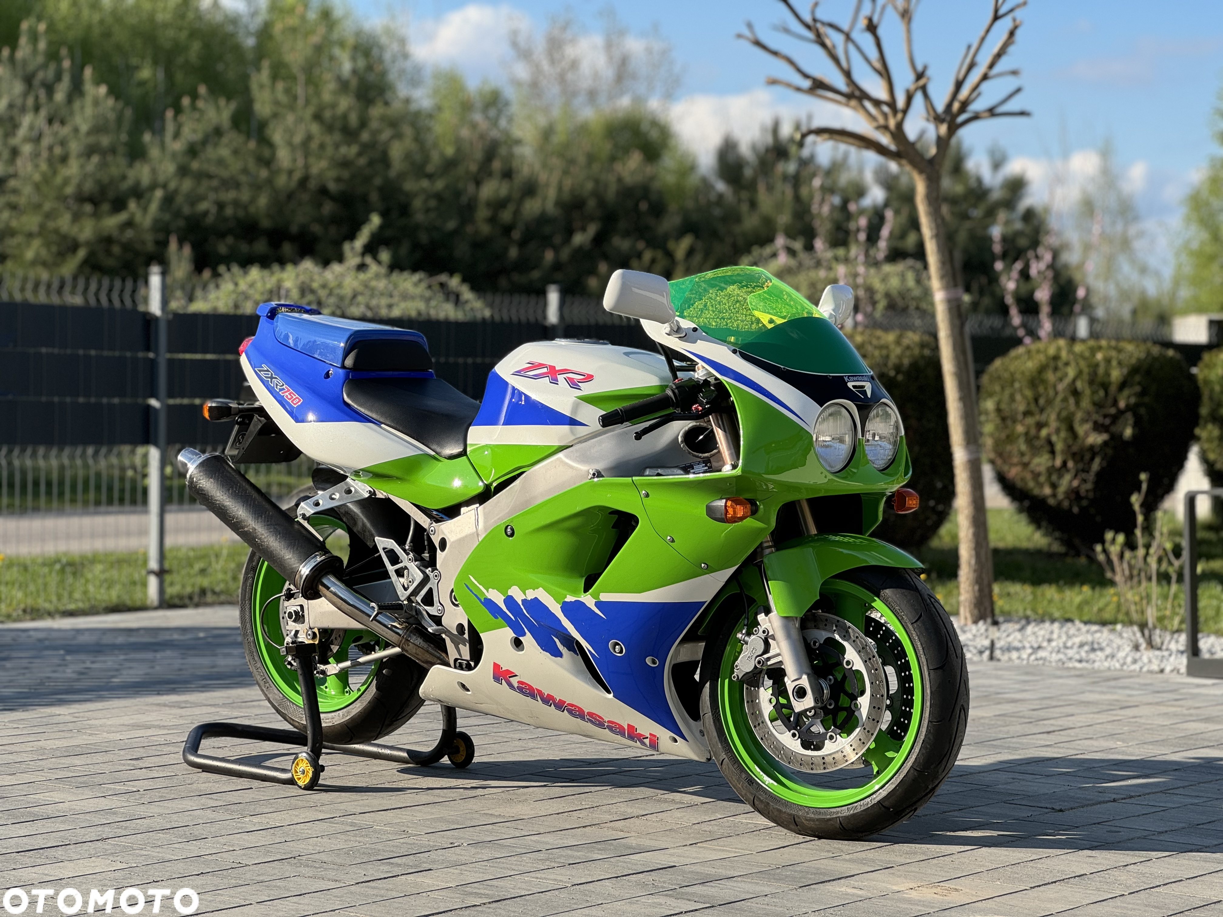 Kawasaki ZXR - 2