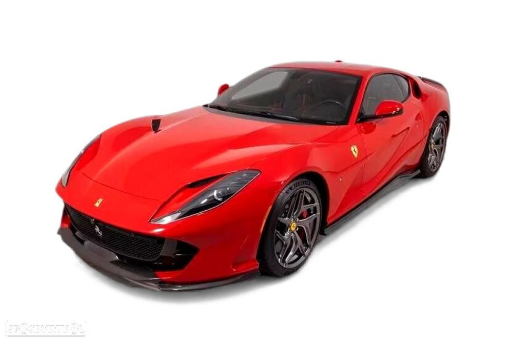 Ferrari 812 Superfast 6.5 V12 - 1
