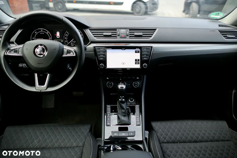 Skoda Superb 2.0 TDI 4x4 DSG Style - 22