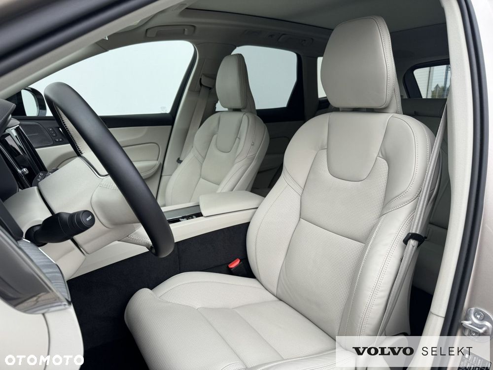 Volvo XC 60 - 8