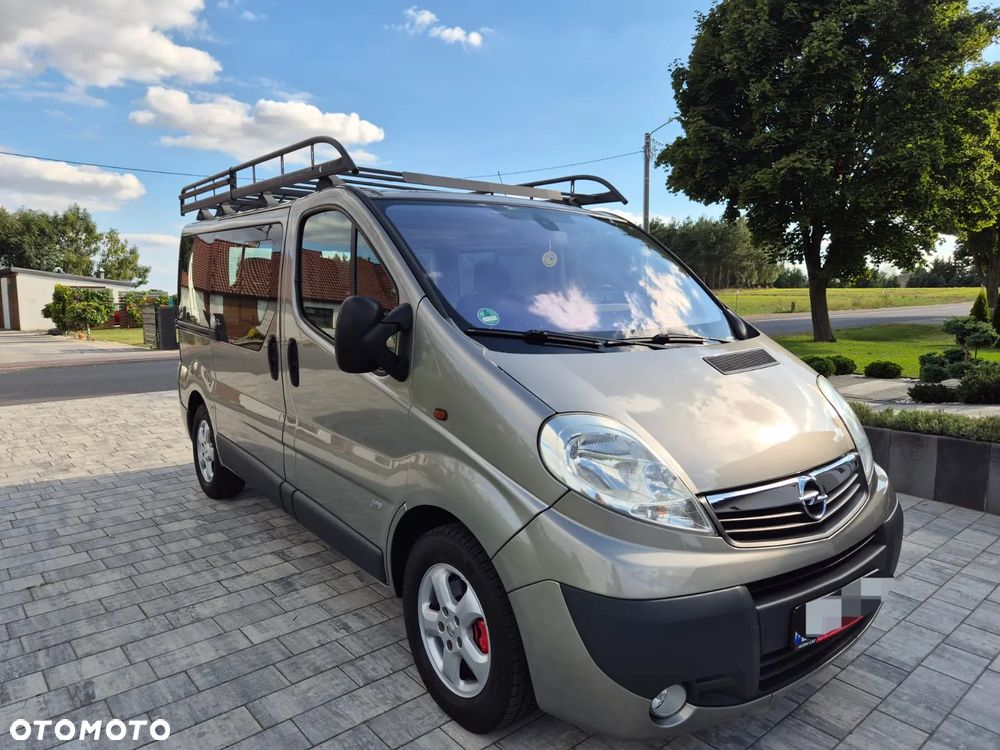 Opel Vivaro - 2