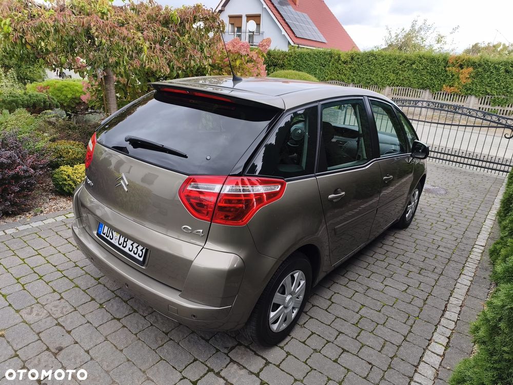 Citroën C4 Picasso - 11