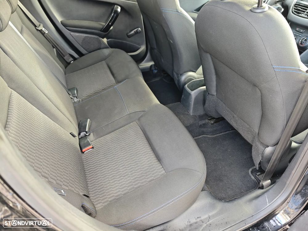 Peugeot 208 1.2 PureTech Active - 7