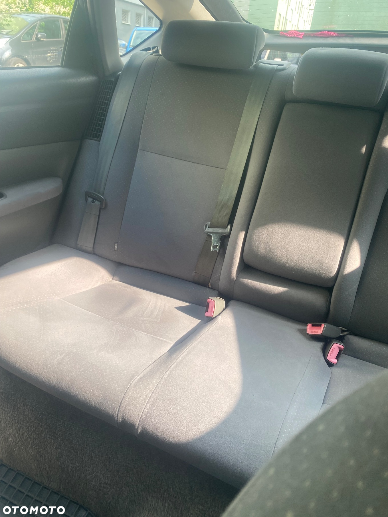 Toyota Prius - 4