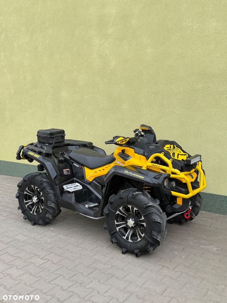 Can-Am Outlander - 2