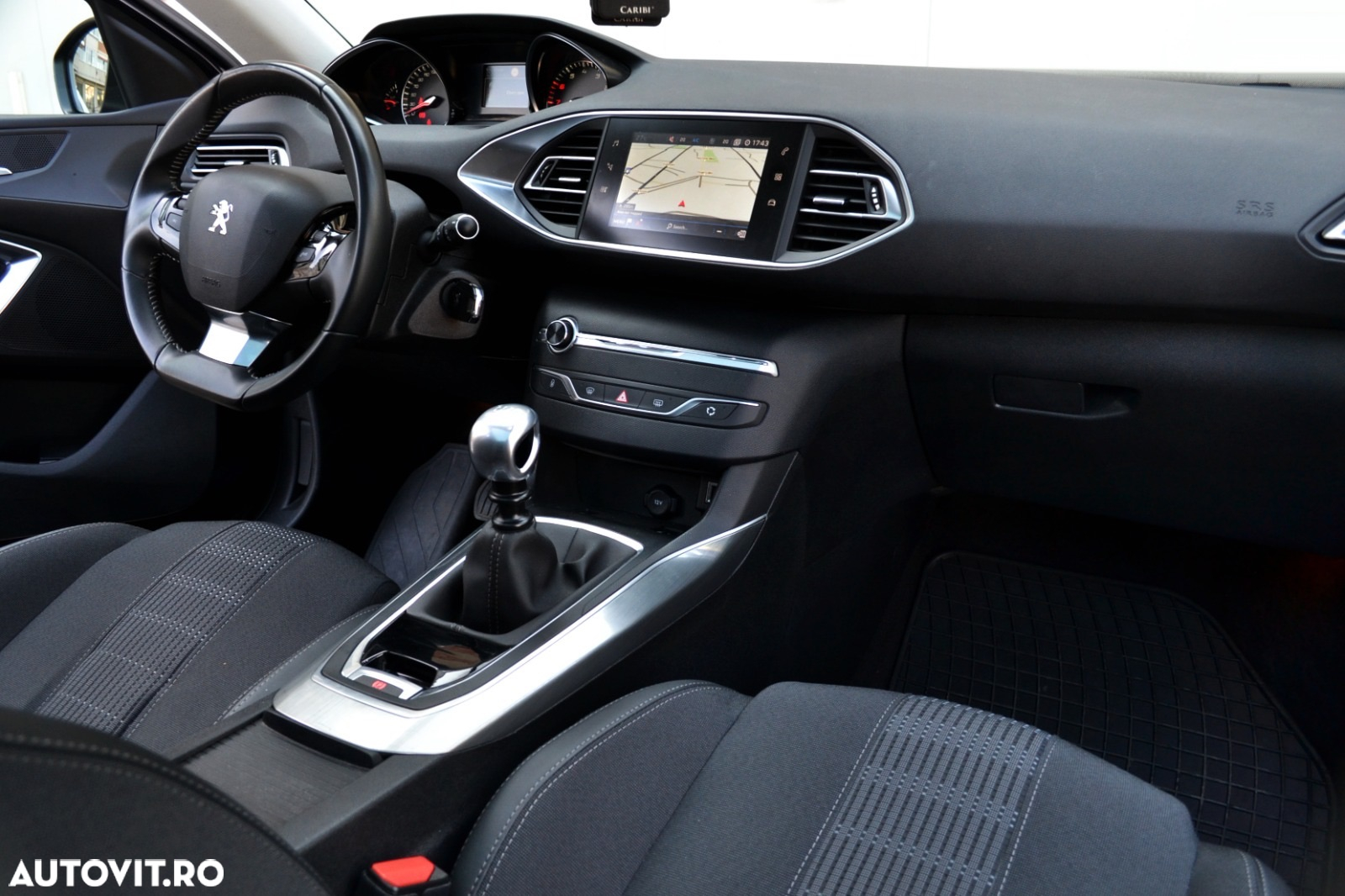 Peugeot 308 1.2 L PureTech Turbo S&S Active - 12