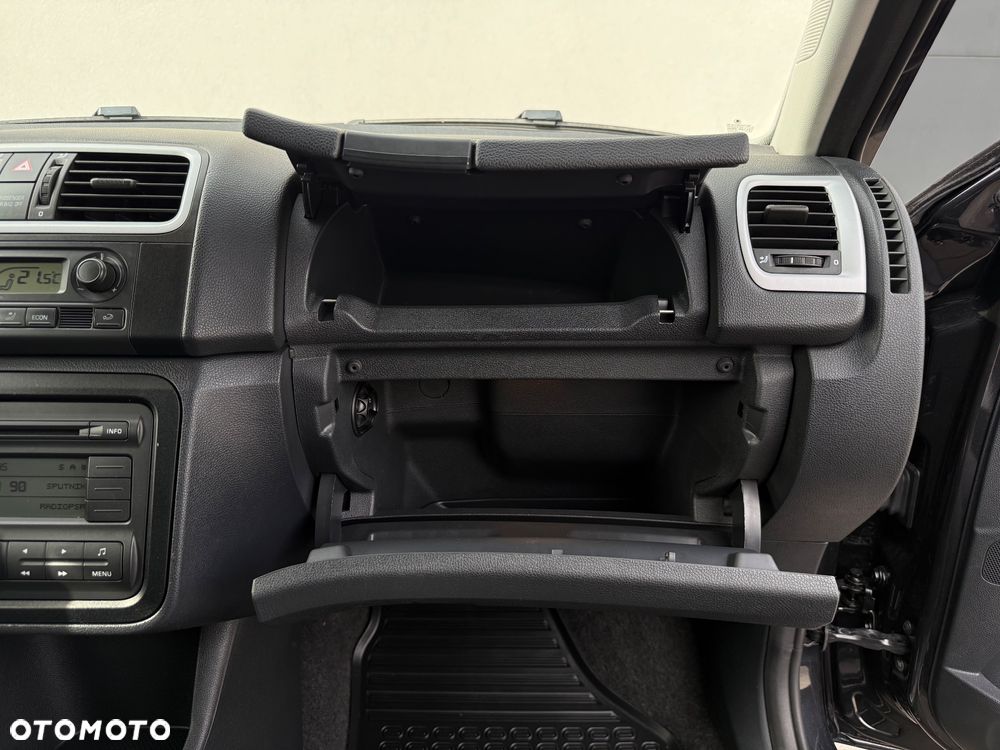 Skoda Roomster 1.6 16V Comfort PLUS EDITION - 26