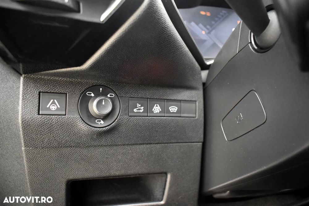 DS Automobiles DS 7 Crossback - 27